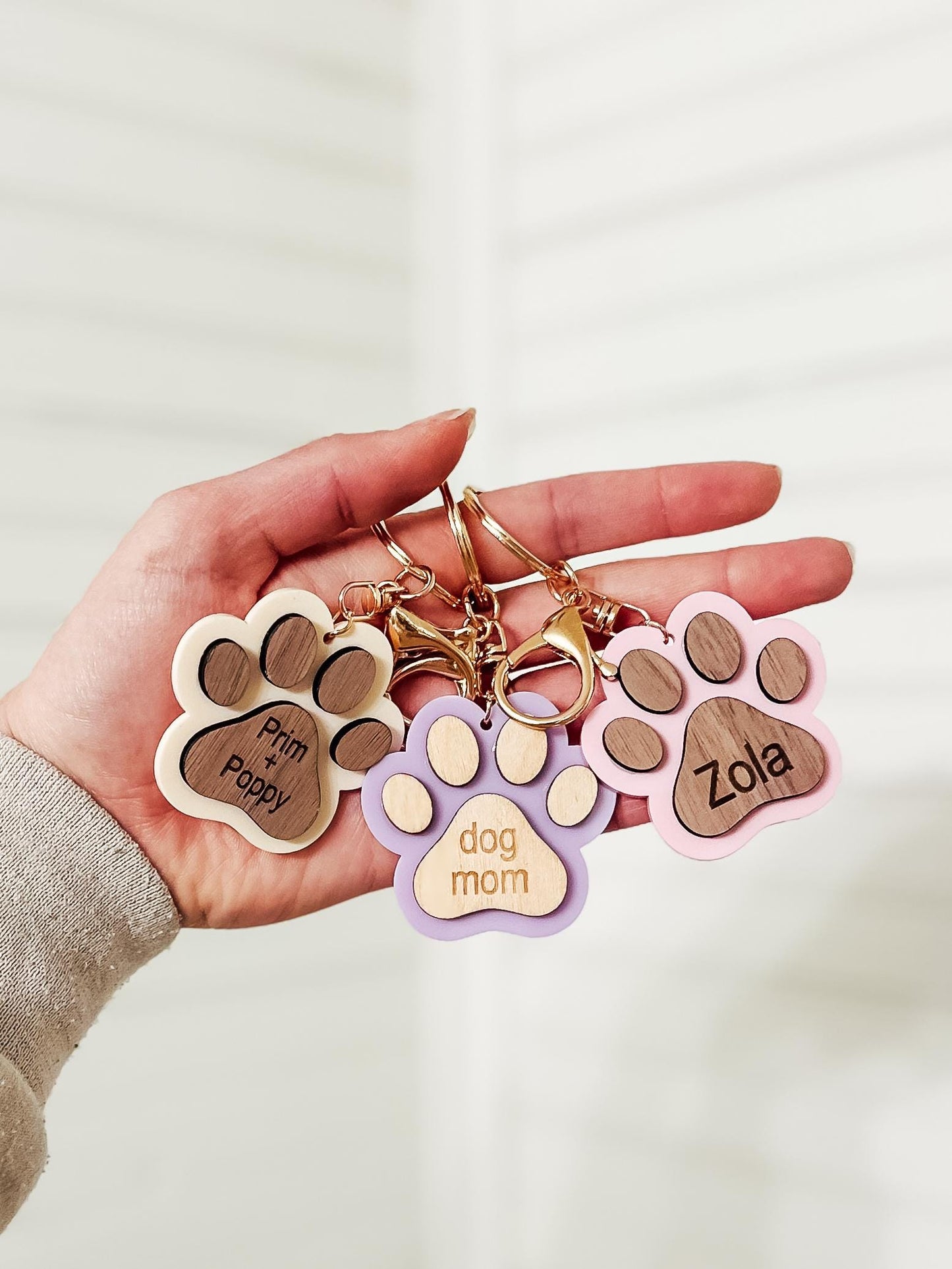 Custom Dog Paw Print Keychain | Personalized Pet Name Keychain | Backpack Tag | Bag Tag | Pet Keychain | Dog Keychain | Dog Mom Dog Dad Gift