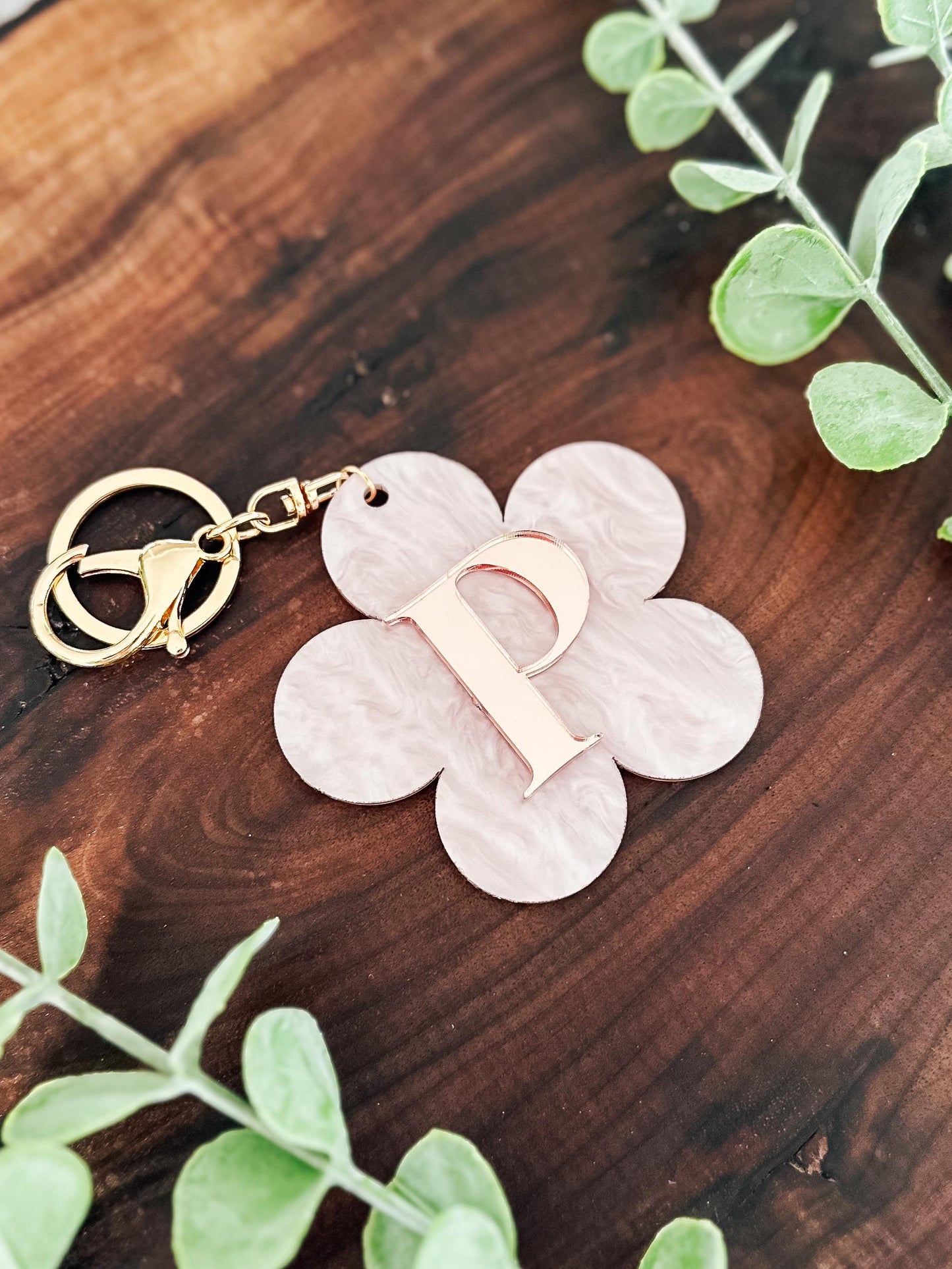 3D Custom Name Flower Keychain | Personalized Acrylic Initial Name Tag | Backpack tag | Bag Tag | Boho Monogram Retro Daisy Tag