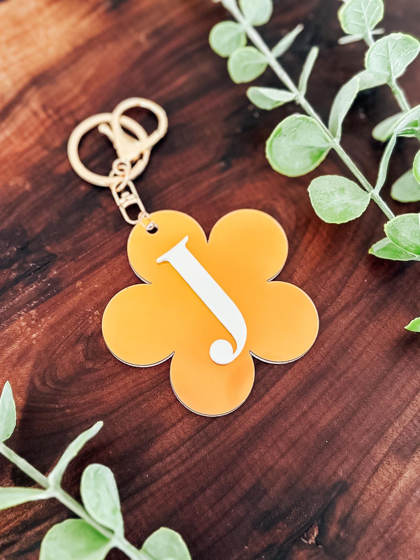 3D Custom Name Flower Keychain | Personalized Acrylic Initial Name Tag | Backpack tag | Bag Tag | Boho Monogram Retro Daisy Tag