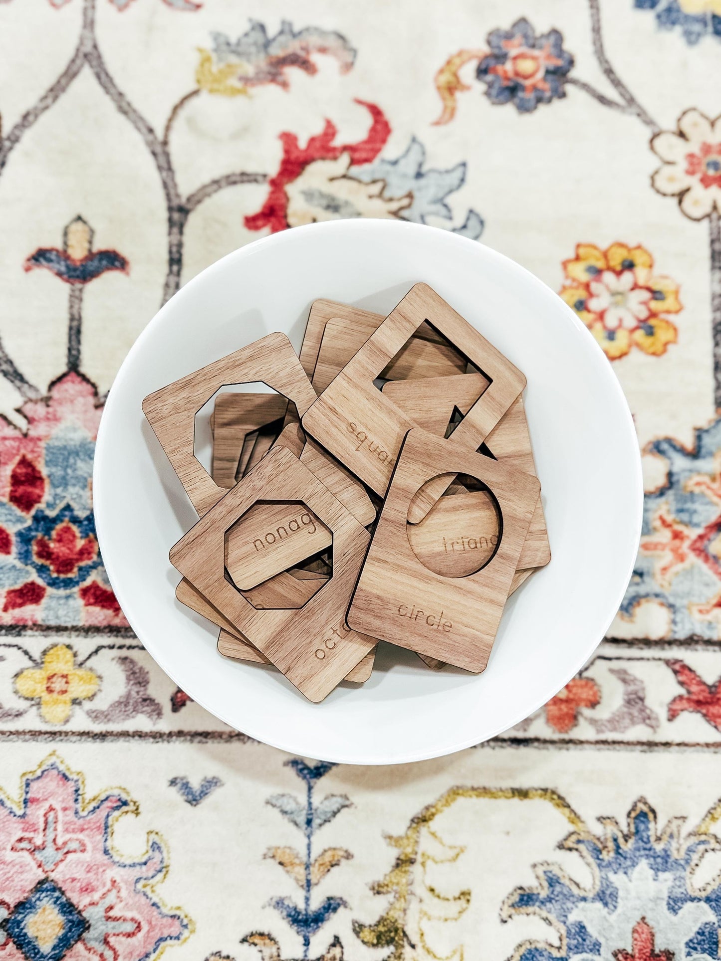 Set of 21 Montessori Wooden Shape Flash Cards | Geometric Shapes Matching Game | Learning Shape Activity | Montessori Shapes Memory Game