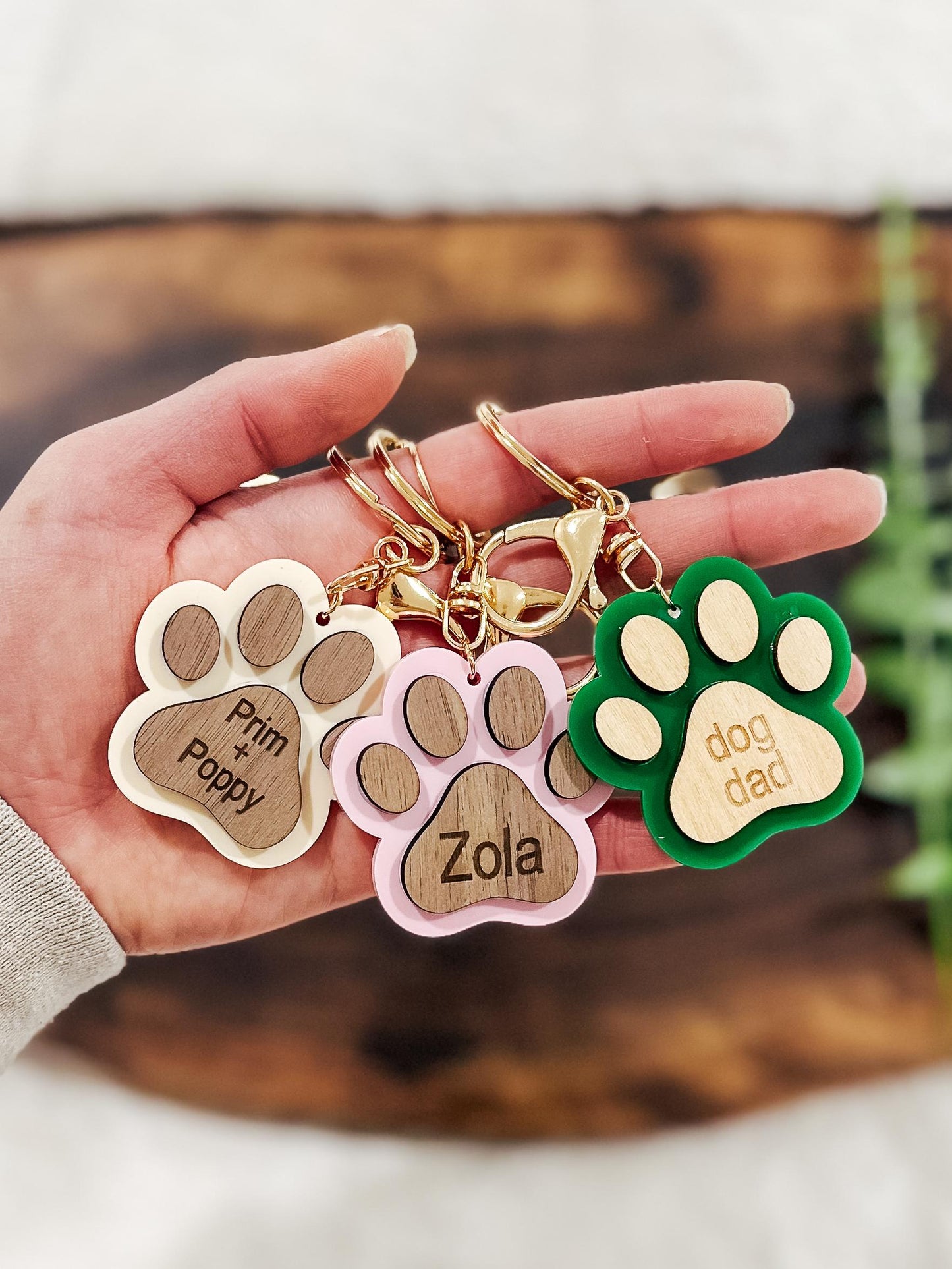 Custom Dog Paw Print Keychain | Personalized Pet Name Keychain | Backpack Tag | Bag Tag | Pet Keychain | Dog Keychain | Dog Mom Dog Dad Gift