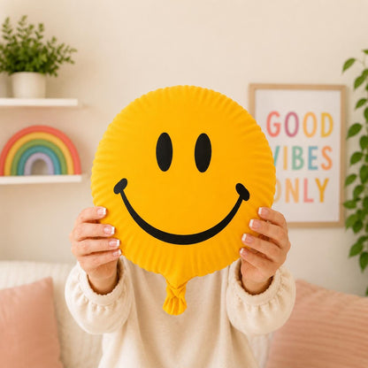 Forever Smiley Face Balloon Wall Decor